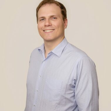 Dr Mauro Moreira